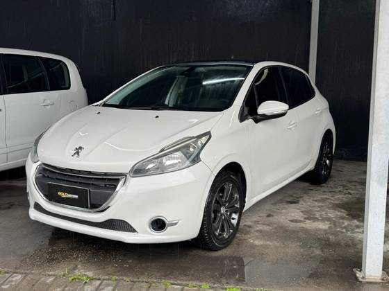 PEUGEOT 208 1.6 GRIFFE 16V FLEX 4P AUTOMÁTICO PEUGEOT 208 1.6 GRIFFE 16V FLEX 4P AUTOMÁTICO